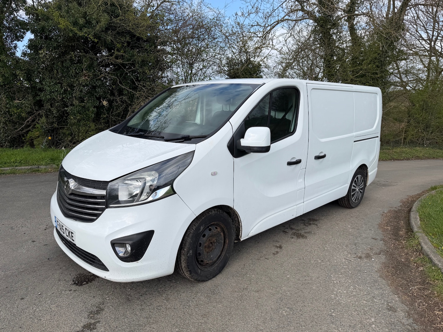 Used Vauxhall Vivaro 2015 for sale - 78049970: Photo 3