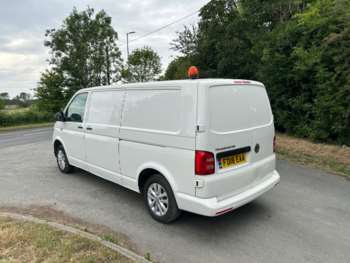 Used Volkswagen Transporter 2018 for sale - 75000308: Photo