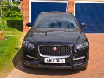 Used Jaguar F-Pace 2017 for sale - 74947902: Photo