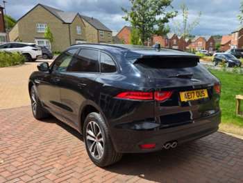 Used Jaguar F-Pace 2017 for sale - 74947902: Photo