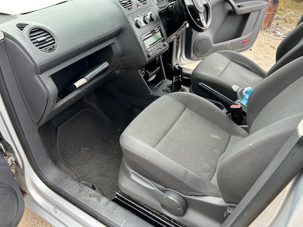 Used Volkswagen Caddy 2014 for sale - 76268637: Photo 6