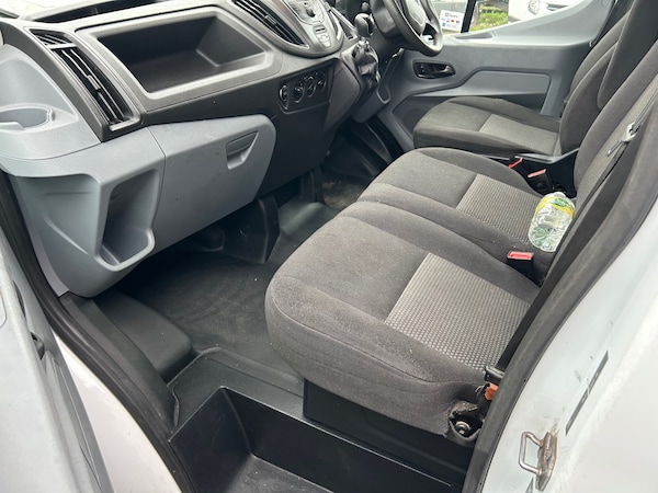 Used Ford Transit 2019 for sale - 75689999: Photo 8