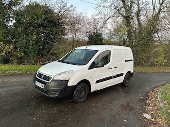 Used Peugeot Partner 2018 for sale - 76722681: Photo