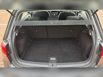 Used Volkswagen Golf 2019 for sale - 75788082: Photo