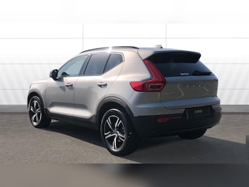 Used Volvo XC40 2023 for sale - 75545889: Photo