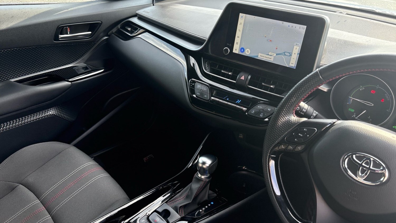 2023 Toyota C-HR 1.8 Hybrid GR Sport 5dr CVT Hybrid Hatchback Hatchback Hybrid A - Picture 14 of 24
