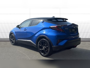 Used Toyota C-HR 2019 for sale - 75511437: Photo