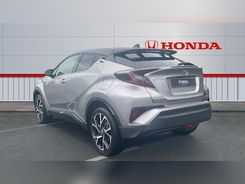 Used Toyota C-HR 2017 for sale - 75762160: Photo