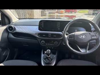 Used Hyundai i10 2023 for sale - 74832602: Photo