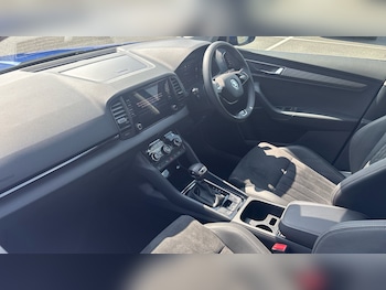 Used Skoda Karoq 2024 for sale - 75454881: Photo