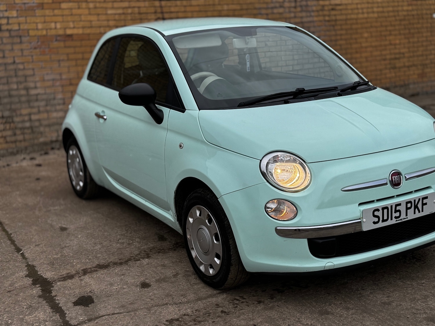 Used Fiat 500 2015 for sale - 77938291: Photo 2