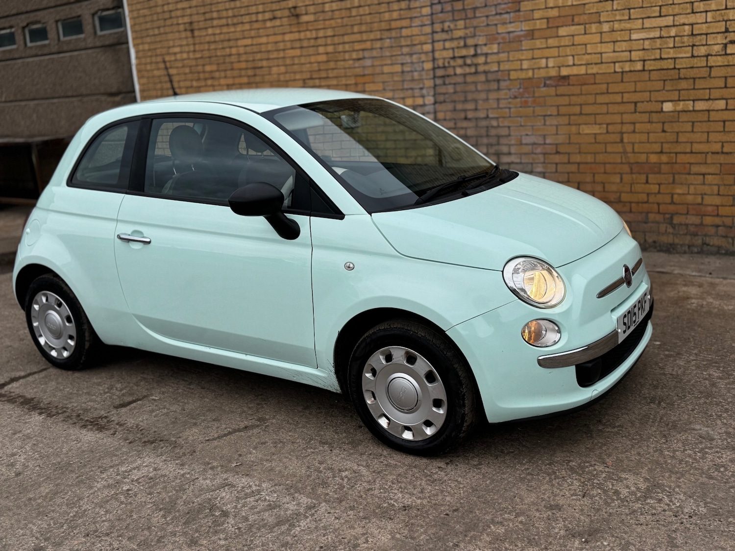 Used Fiat 500 2015 for sale - 77938291: Photo 3