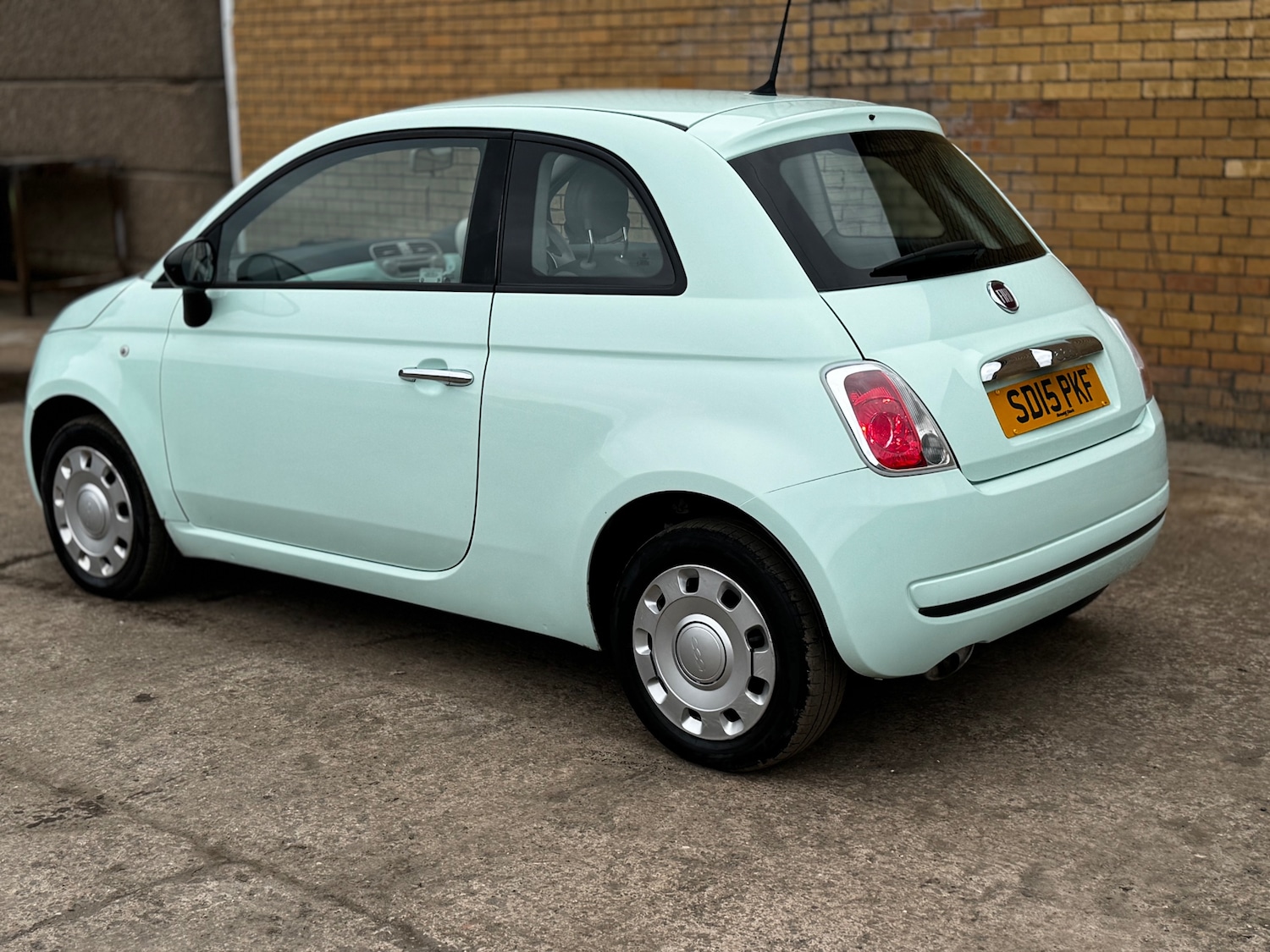 Used Fiat 500 2015 for sale - 77938291: Photo 9