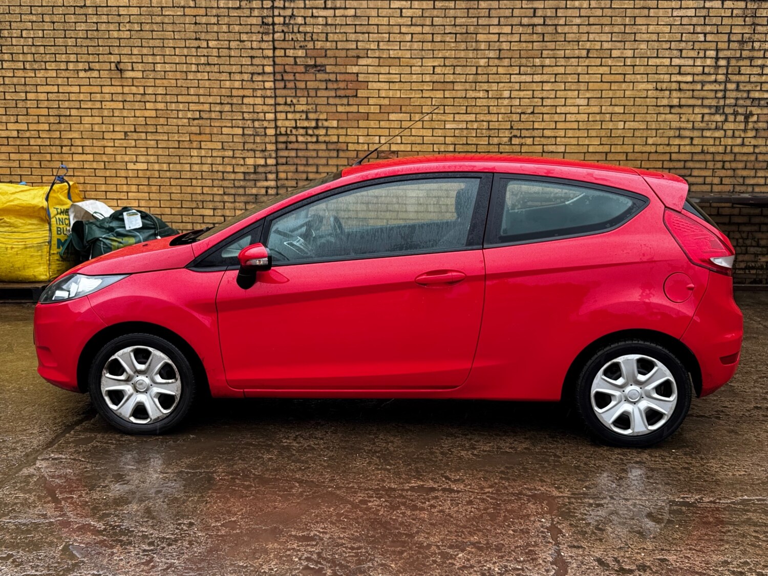Used Ford Fiesta 2012 for sale - 77522197: Photo 11