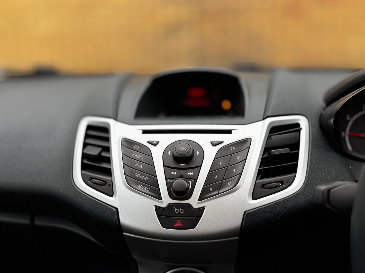 Used Ford Fiesta 2012 for sale - 77522197: Photo 15