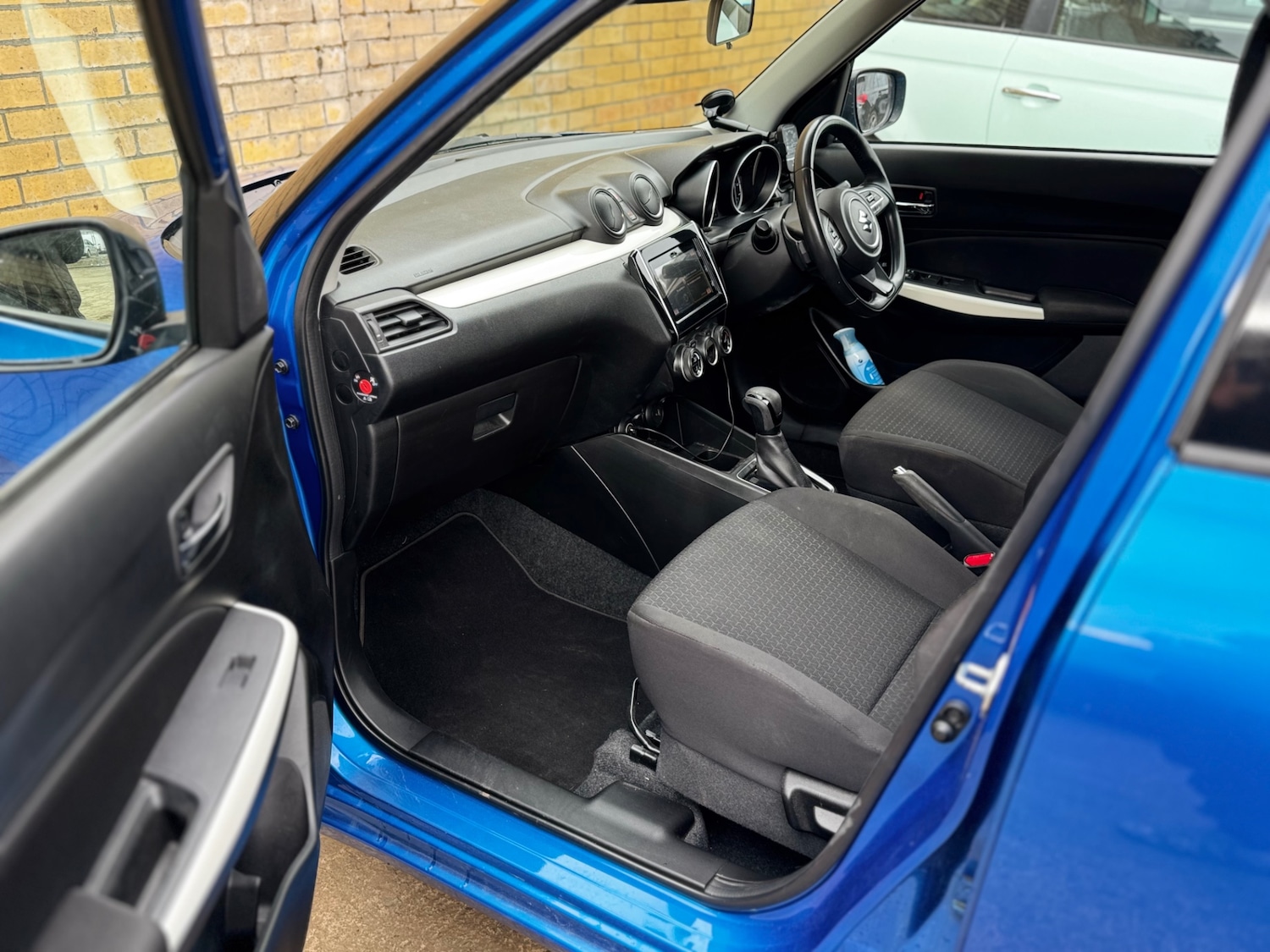 Used Suzuki Swift 2017 for sale - 78057231: Photo 17