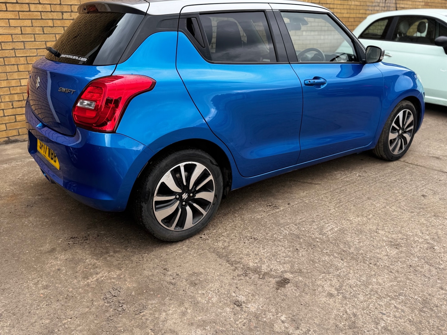 Used Suzuki Swift 2017 for sale - 78057231: Photo 5