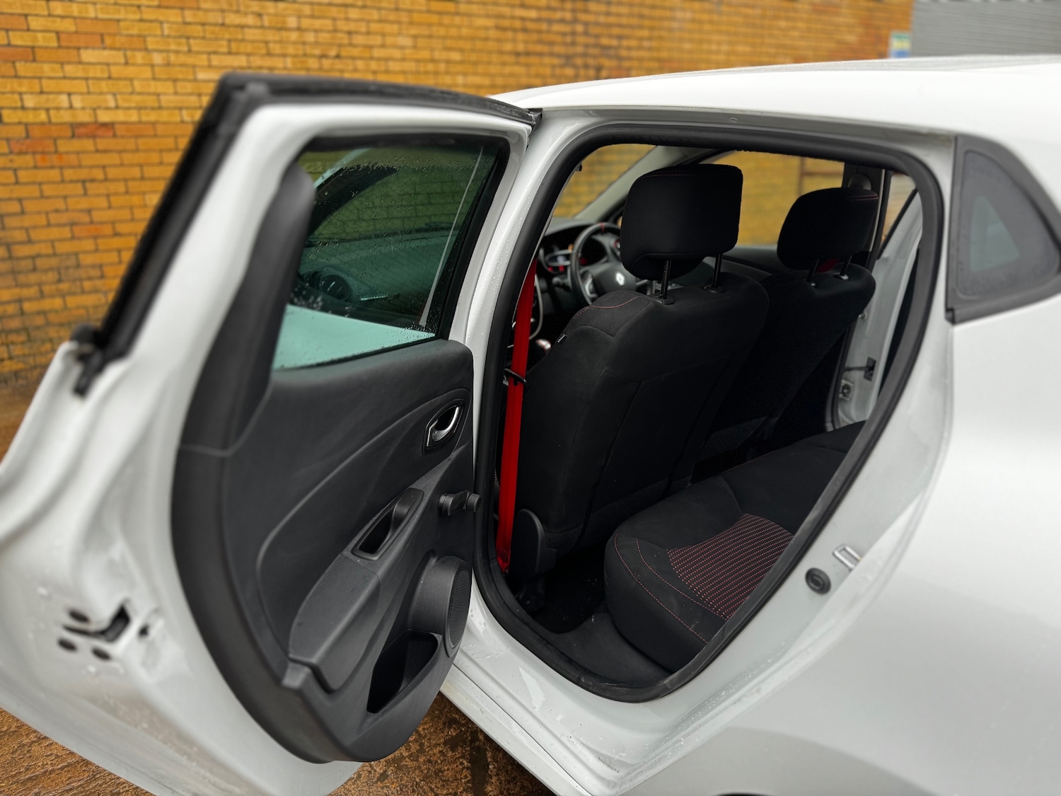 Used Renault Clio 2016 for sale - 77238654: Photo 14