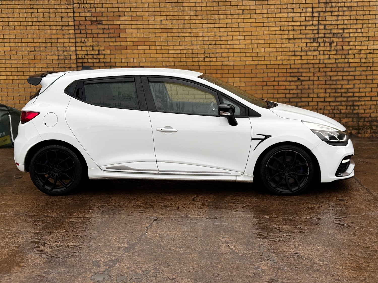 Used Renault Clio 2016 for sale - 77238654: Photo 3