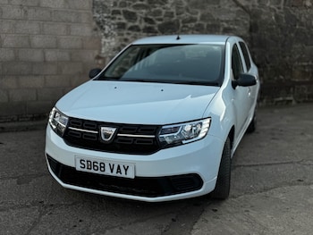 Used Dacia Sandero 2018 for sale - 78390550: Photo