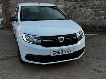 Used Dacia Sandero 2018 for sale - 78290333: Photo