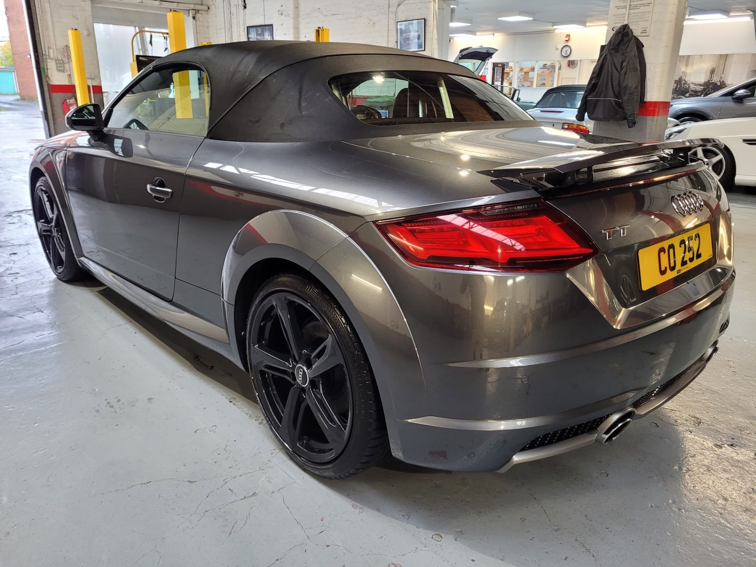 Used Audi TT 2016 for sale - 76877328: Photo 8