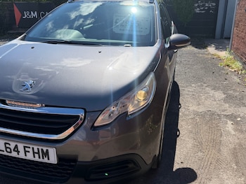 Used Peugeot 2008 2014 for sale - 79357277: Photo