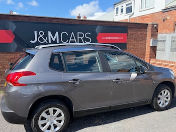 Used Peugeot 2008 2014 for sale - 79357277: Photo
