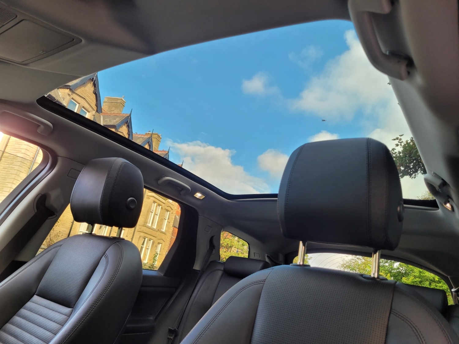 Used Land Rover Discovery Sport 2019 for sale - 75789092: Photo 11