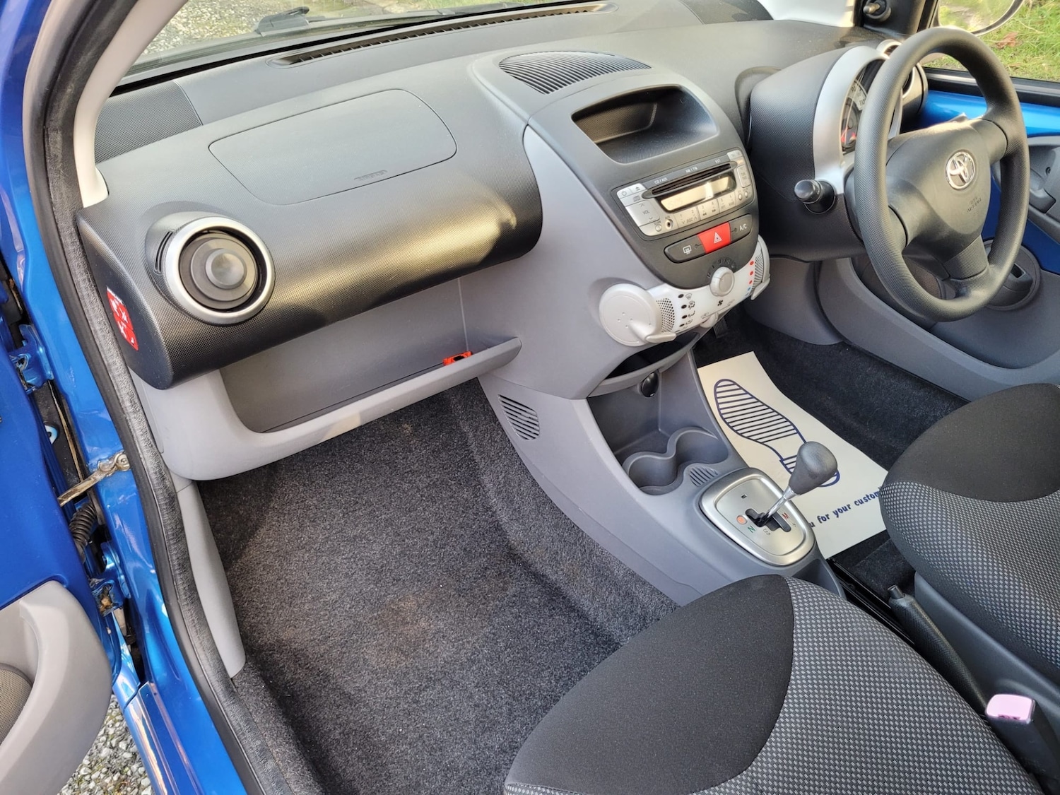 Used Toyota AYGO 2010 for sale - 77000363: Photo 9