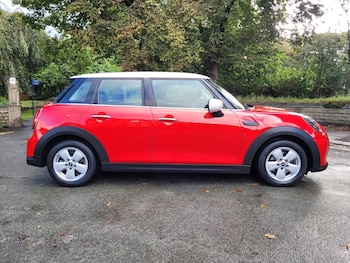 Used MINI Hatch 2021 for sale - 75981799: Photo