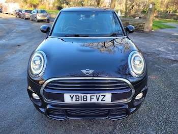 Used MINI Hatch 2018 for sale - 76918899: Photo