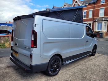 Used Renault Trafic 2017 for sale - 79137394: Photo