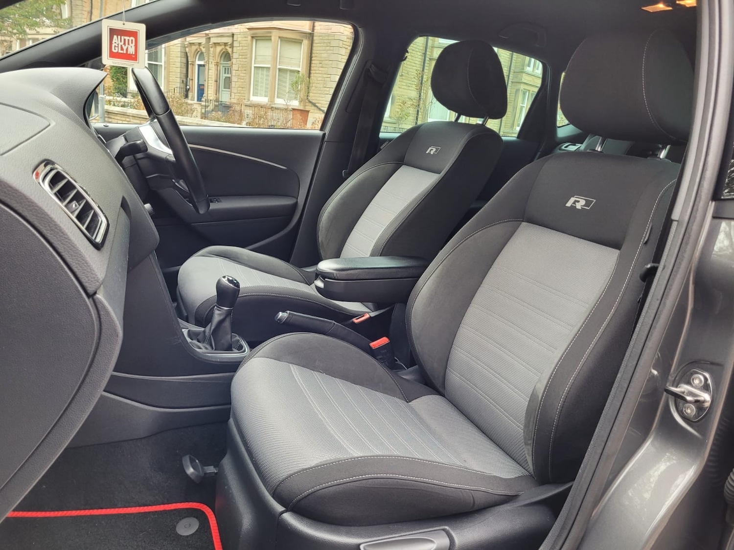 Used Volkswagen Polo 2017 for sale - 76877329: Photo 12