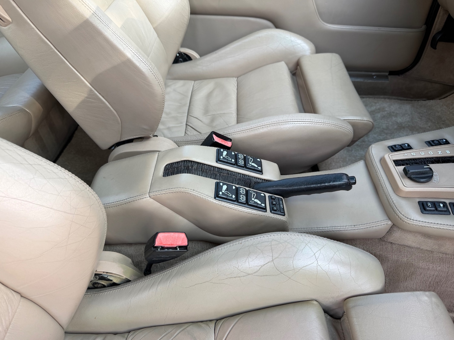 Used BMW 6 Series 1988 for sale - 75281992: Photo 32