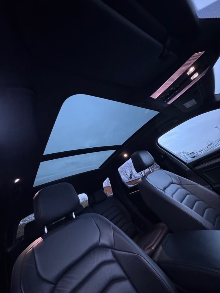 Used Volkswagen Touareg 2018 for sale - 77394383: Photo 33