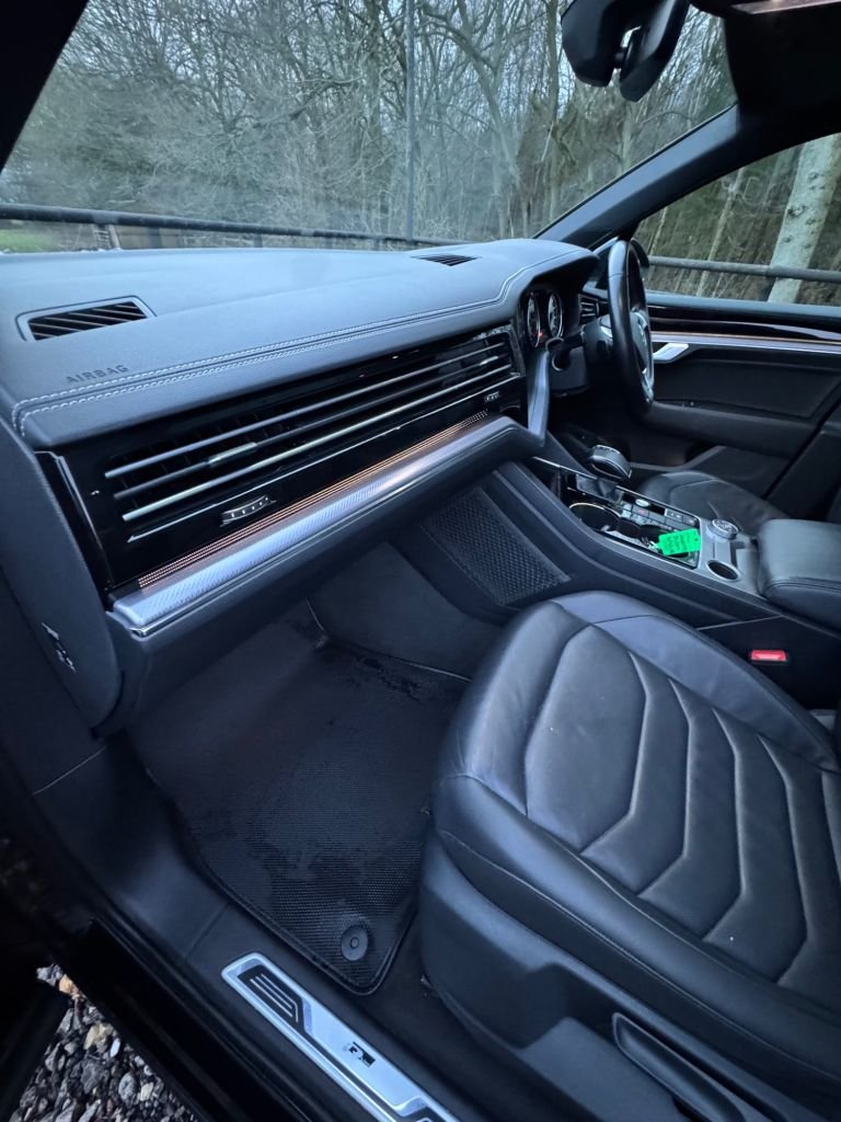 Used Volkswagen Touareg 2018 for sale - 77394383: Photo 35