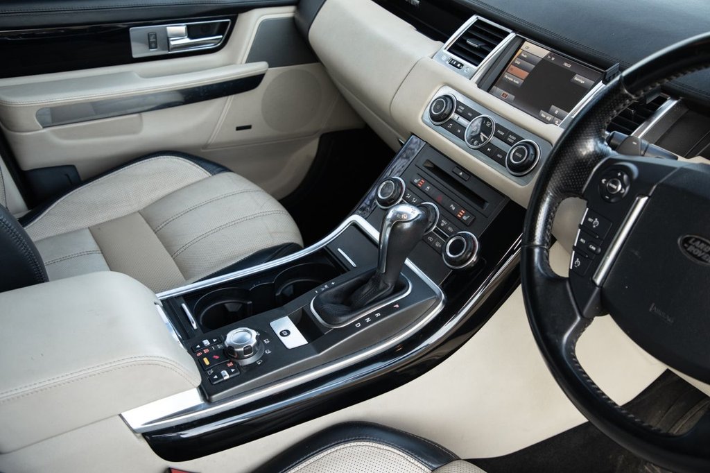 Used Land Rover Range Rover Sport 2010 for sale - 77739638: Photo 20