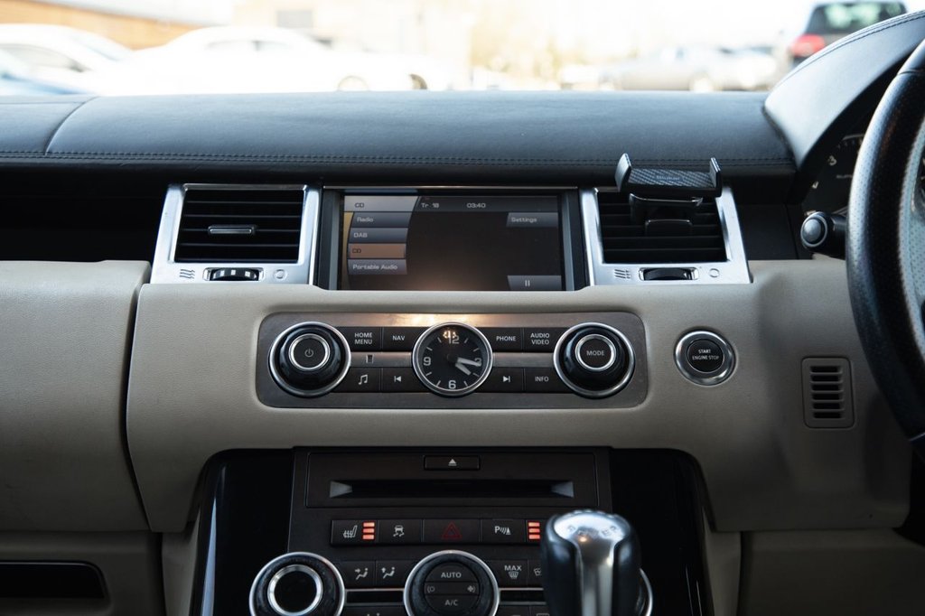 Used Land Rover Range Rover Sport 2010 for sale - 77739638: Photo 30