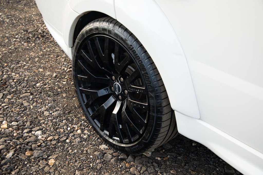 Used Land Rover Range Rover Sport 2010 for sale - 77739638: Photo 6