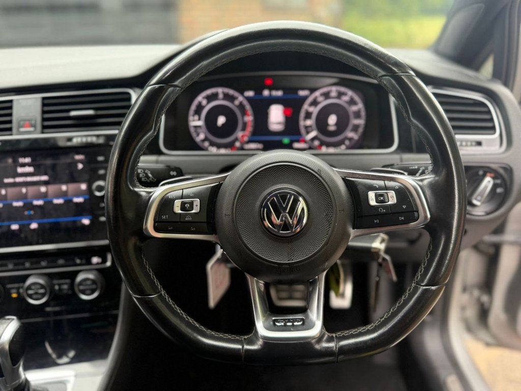 Used Volkswagen Golf 2018 for sale - 77125054: Photo 24