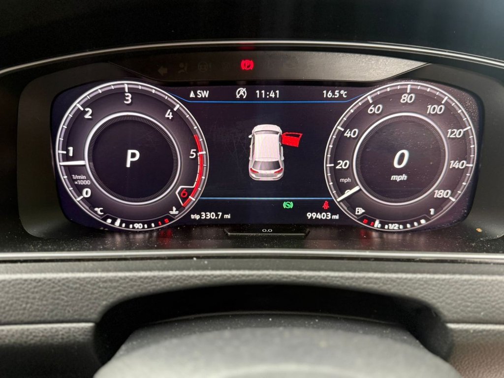 Used Volkswagen Golf 2018 for sale - 77125054: Photo 25