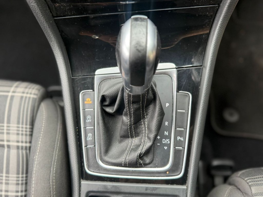 Used Volkswagen Golf 2018 for sale - 77125054: Photo 35