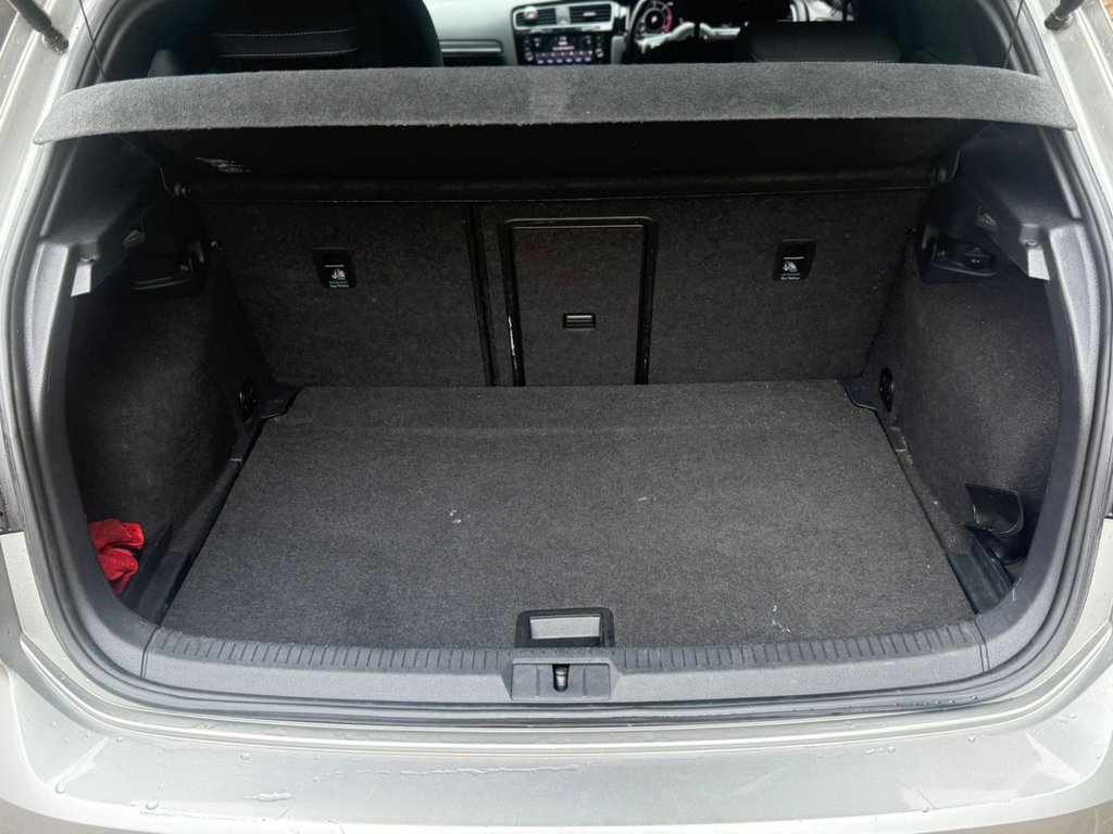 Used Volkswagen Golf 2018 for sale - 77125054: Photo 39