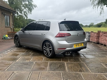 Used Volkswagen Golf 2018 for sale - 77125054: Photo