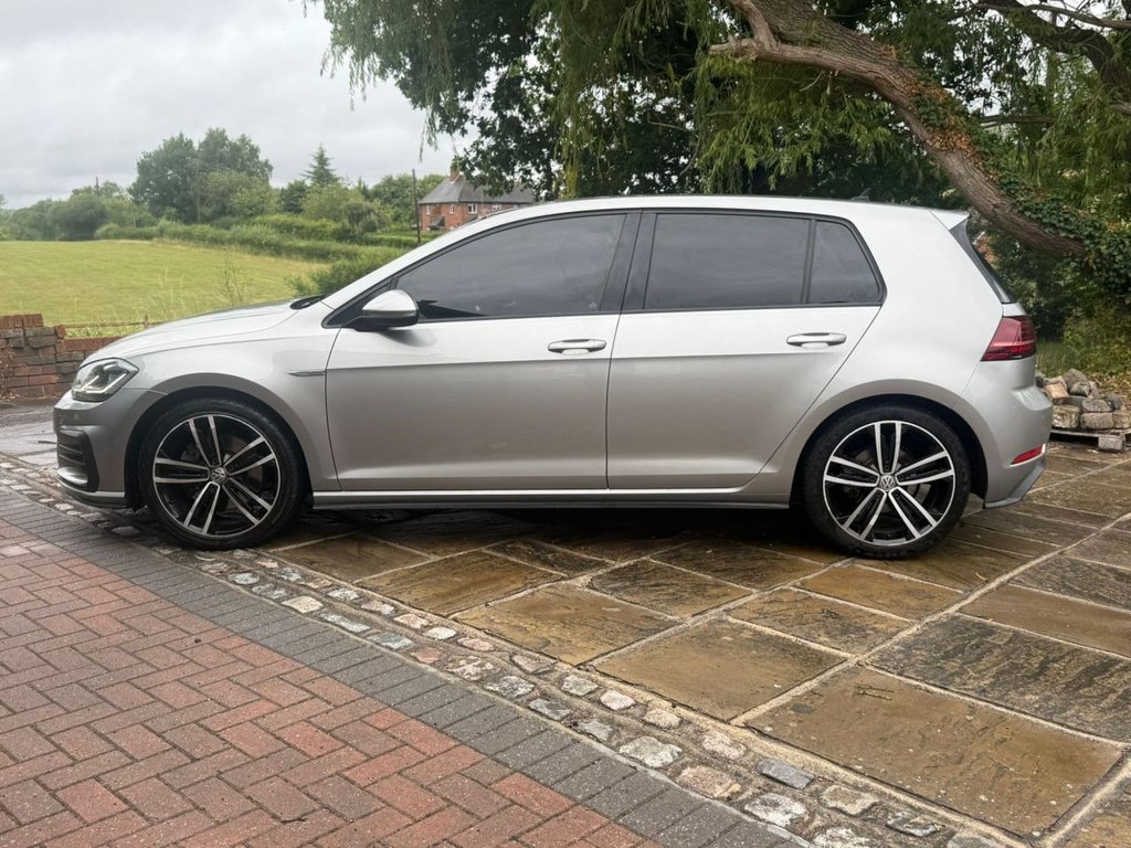 Used Volkswagen Golf 2018 for sale - 77125054: Photo 7