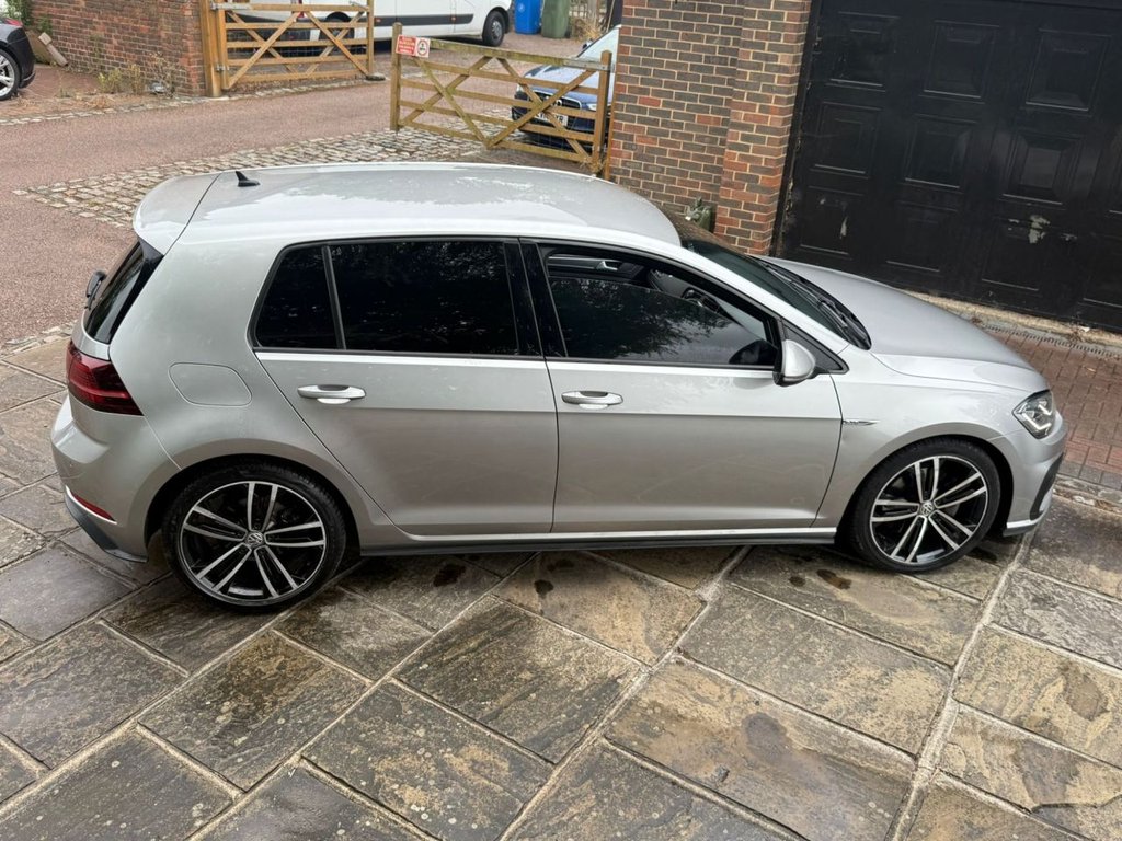 Used Volkswagen Golf 2018 for sale - 77125054: Photo 8