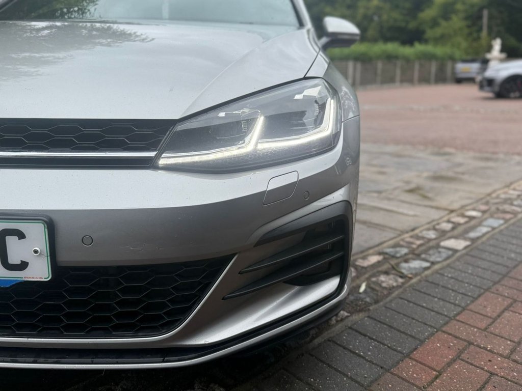 Used Volkswagen Golf 2018 for sale - 77125054: Photo 9