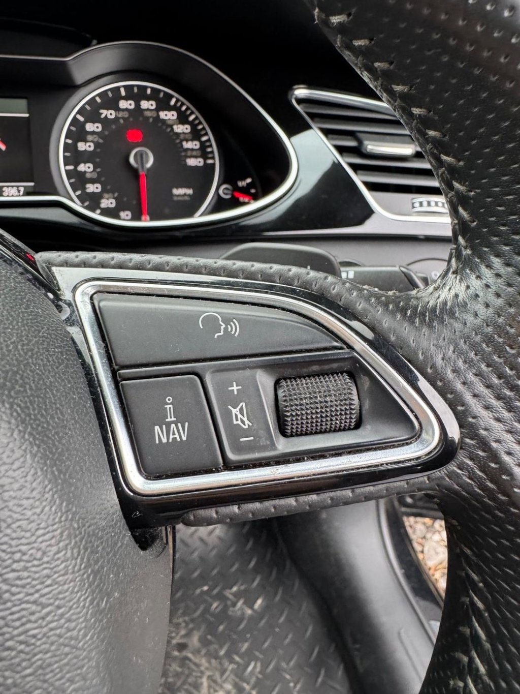 Used Audi A4 2012 for sale - 77125057: Photo 47