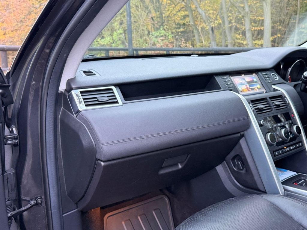 Used Land Rover Discovery Sport 2018 for sale - 77125070: Photo 40
